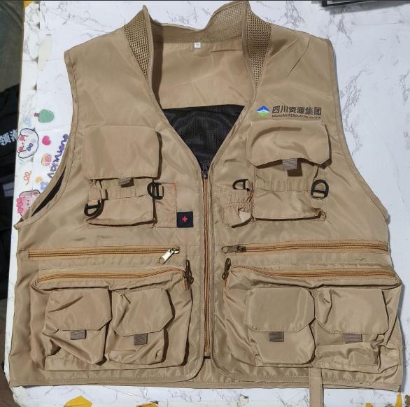 Men's Outdoor Multi-Pocket Vest Photography Fishing Breathable Comfortable Vest