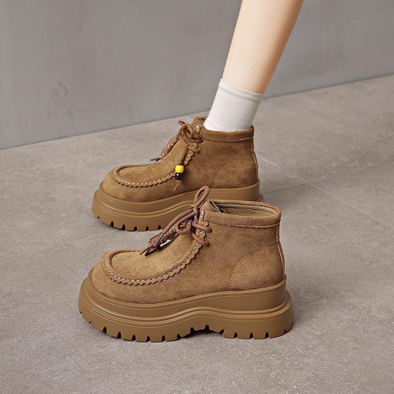 Korean version of fashion design sense versatile lace-up Martin boots women's comfortable casual short boots new in autumn and winter 2025