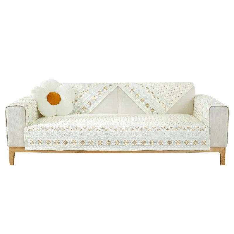 Бежевая жаккардовая клетчатая диванная подушка Four Seasons — фото 3