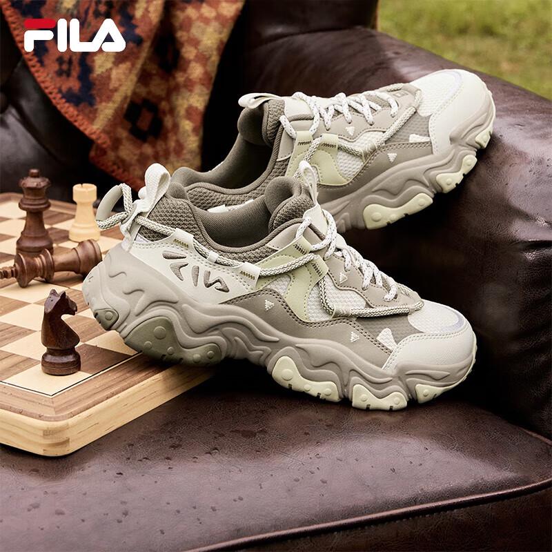 FILA Women s Cat Claw 5.0 Casual Sneakers US 6.5