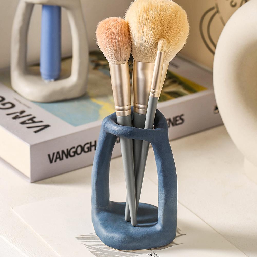 Nordic Home Desktop Storage Decorations Ceramic Creative Pen Holder Candlestick Makeup Pen Storage Shelf Multi Functional