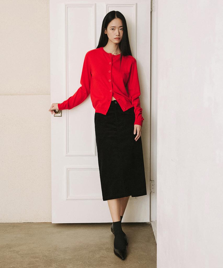 LEFTSEOUL Corduroy Back Slit Midi Skirt [Black]