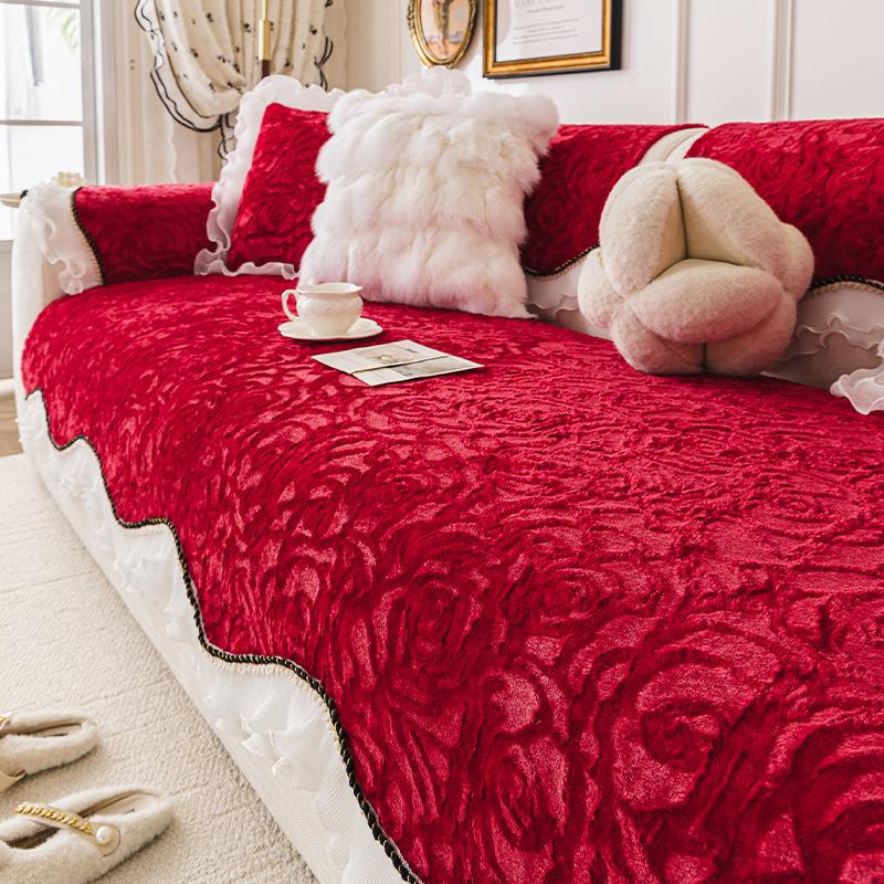 New Rose Velvet Jacquard Sofa Cover Retro Irregular Sofa Cushion For Autumn Winter Non-Slip Full Cover Furniture Protector