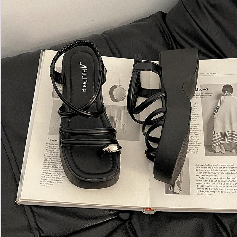 Stylish Retro Simple Strap Rhinestone Cover Toe Slope Heel Slippers Women's Summer Casual Thick Sole with Skirt Sandals