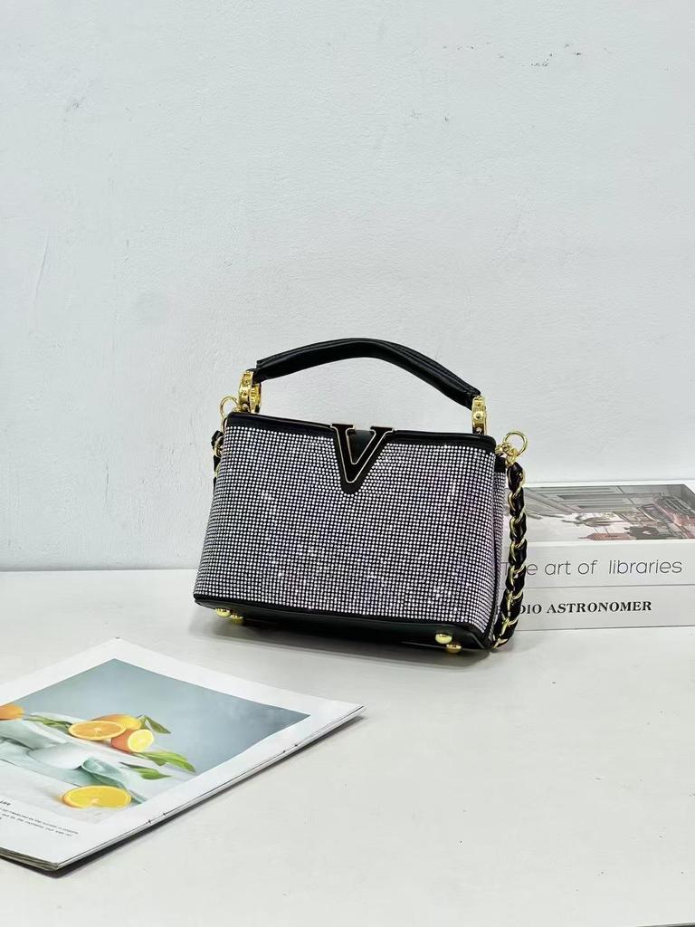Guifei 2024 Retro Diamond-Inlaid Women's Shoulder & Crossbody Bag