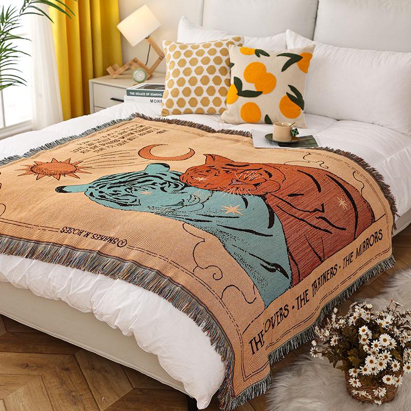 Retro American Style Woven Tapestry Throw Blanket: Casual Decorative Blanket for Bed or Sofa, Ideal for Camping