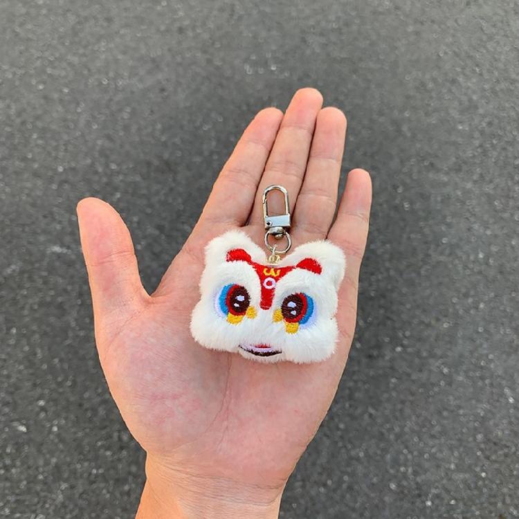 Chinese Lion Keychain Plush Lion Dance Keyring for Car Keys Backpack Ornament