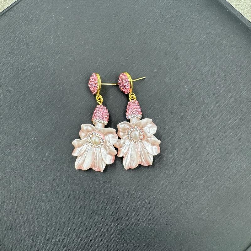 Shell Powder Embossed Jewelry Set with Baroque Pearls Exquisite Four-piece Set