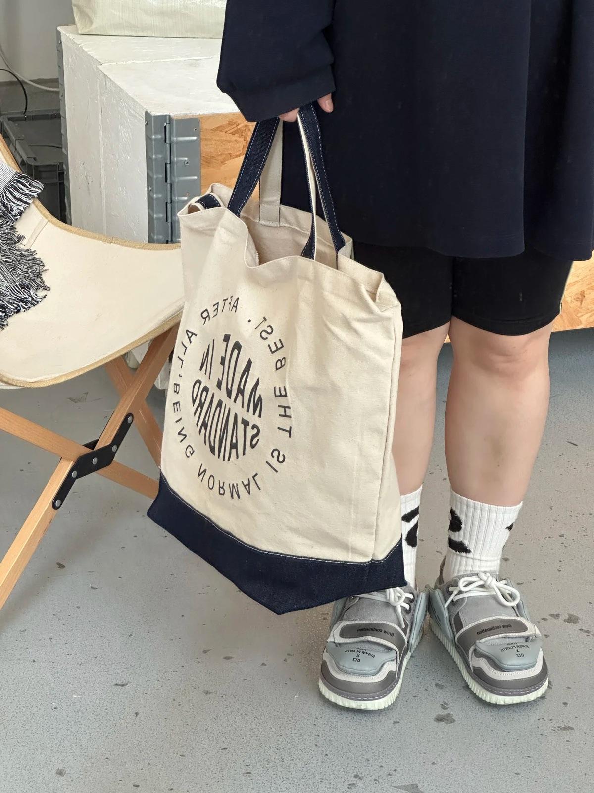 

Корейская повседневная холщовая сумка с алфавитом, новый студенческий стиль, большая вместительная сумка-тоут через плечо, унисекс сумка для покупок.