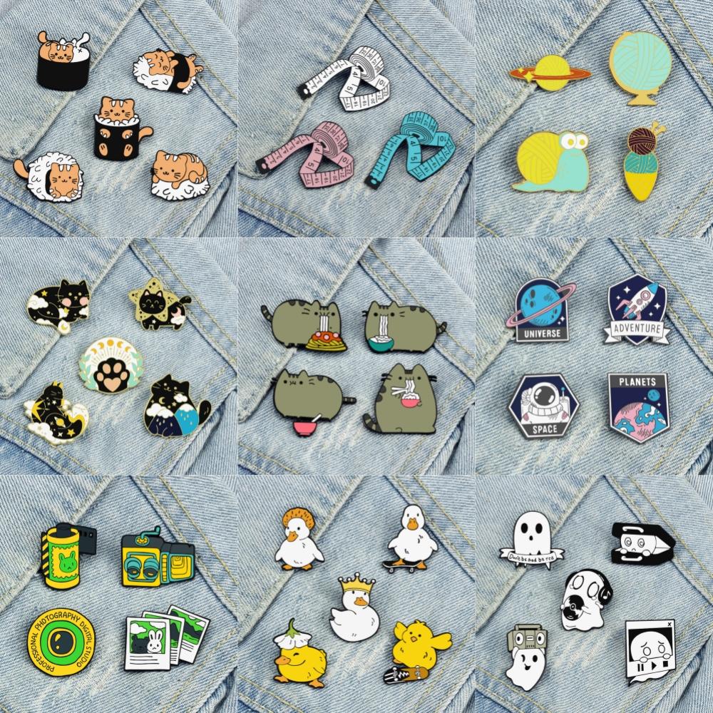 3-5pcs/set Funny Animal Cats Goose Brooch  Punk Ghost Moon Phase Cat Lapel Pins Cute Sushi Kitten Enamel Badge Bag Jewelry Gifts