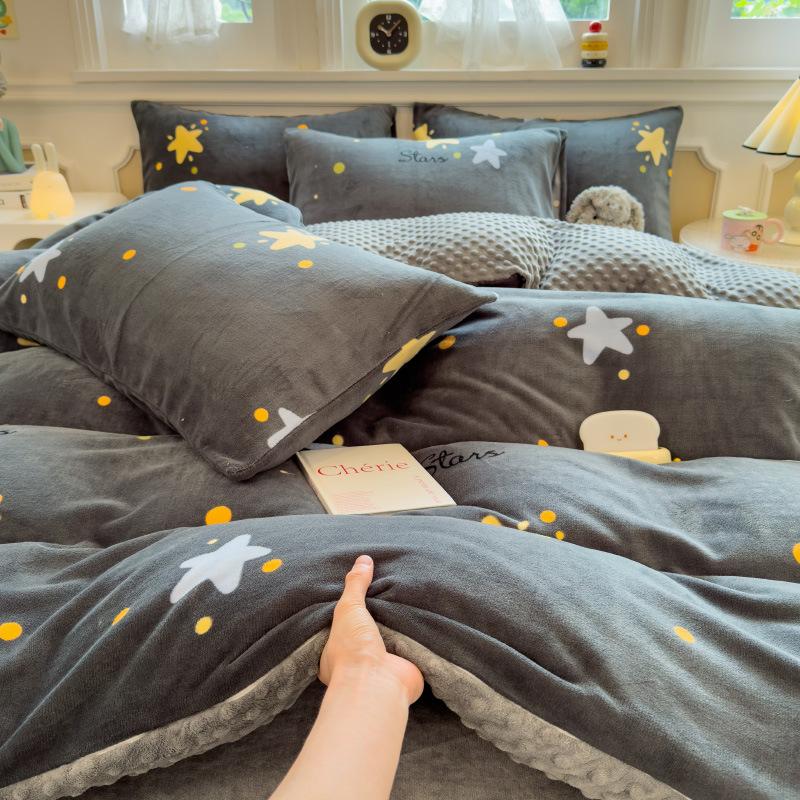 Milk Fleece Four-piece Dormitory Three-piece Set Thickened Quilt Cover Bedding
