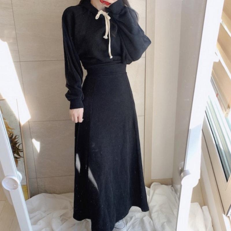 Lässiger Sport-Zweiteiler, Kapuzenpullover für Damen für Frühling und Herbst, Rock mit hoher Taille, Modischer Zweiteiler