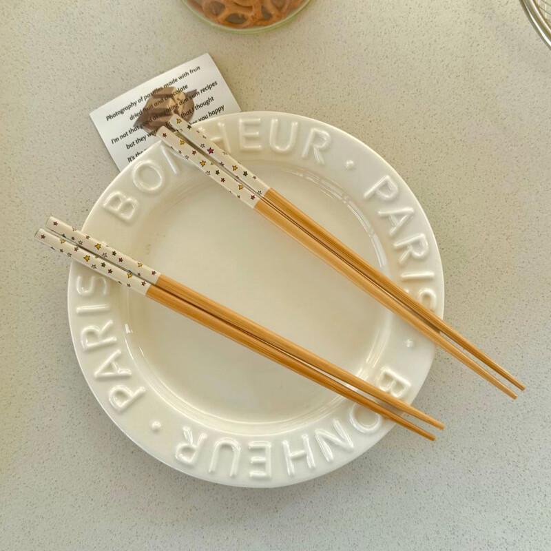 Zuo Zhi Xun Star Patterned Wooden Chopsticks