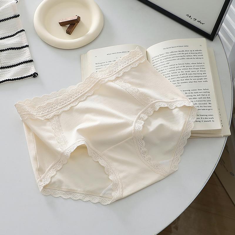 

Mid Waist Seamless Hip Hugging Panties Skin Friendly Triangle Women’s Panties One size