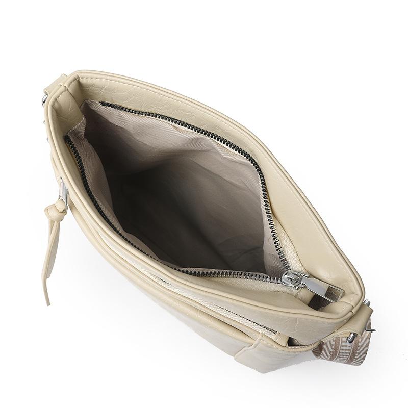 Spring and summer new niche high-end messenger bag versatile commuter travel large-capacity bucket bag