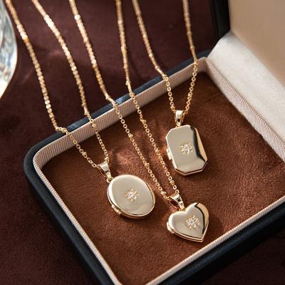 Retro Style Album Photo Frame Necklace Heart-Shaped Square Opening Necklace  Jewelry