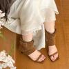 Retro Sommer Neu Quadratische Spitze Offene Spitze Hoher Absatz Kalte Stiefel Damen Metall Schnalle Rutschfest Verschleißfest Stiletto Schuhe