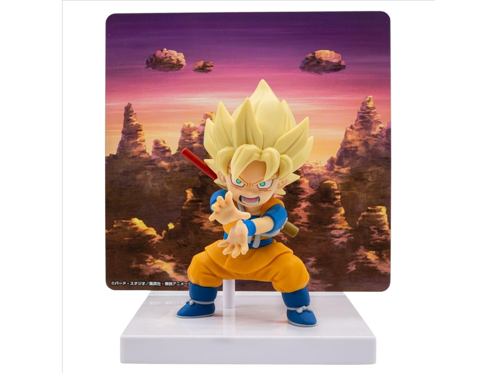 

Dragon Ball DAIMA Super Saiyan Son Goku Figure with Panel (Mini)