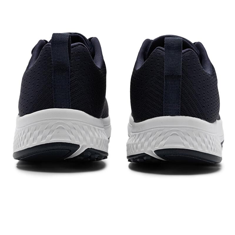 Skechers Men's Lightweight Comfort Running Shoes
