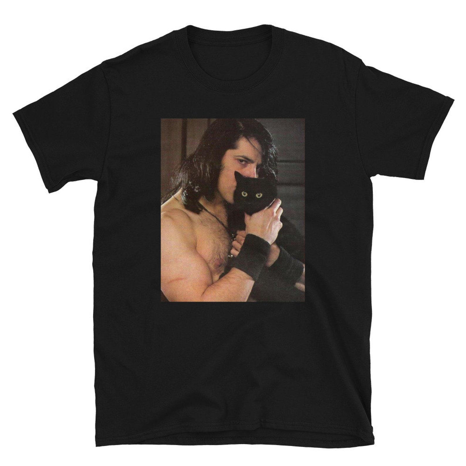 glenn danzig holding his cat T-Shirt 2XL