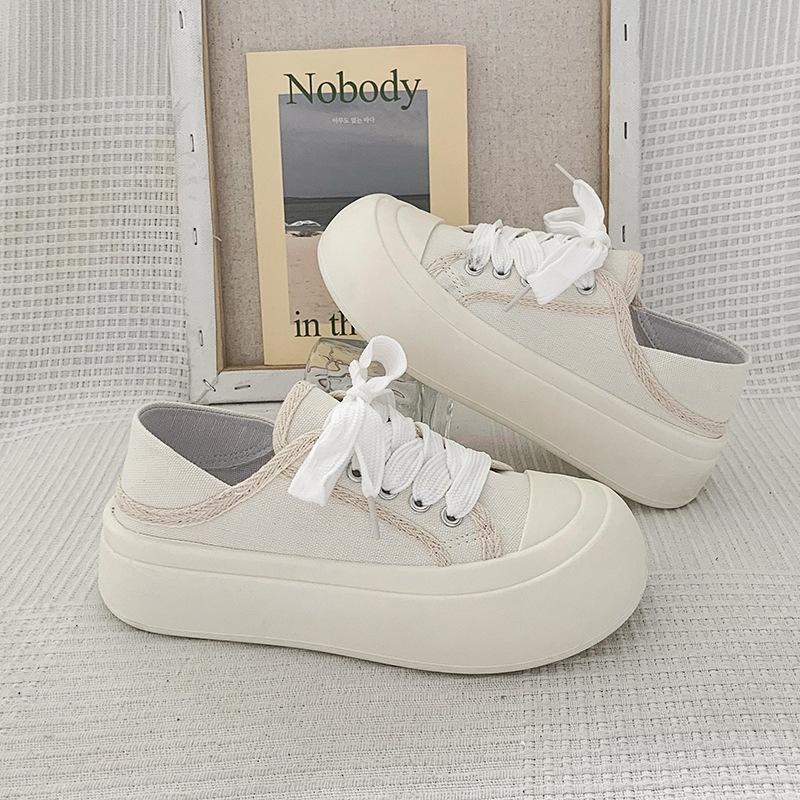 

Japanese big head bread shoes women s chic shoes versatile 2025 new two-wear canvas shoes platform white shoes 40