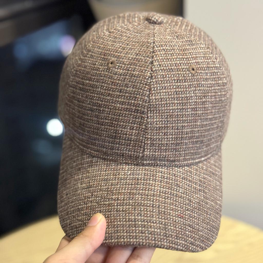 New Korean Style Small Plaid Woolen Baseball Hat for Women High Quality Deepened Large Head Circumference Sunshade Peaked Cap for Men Trendy