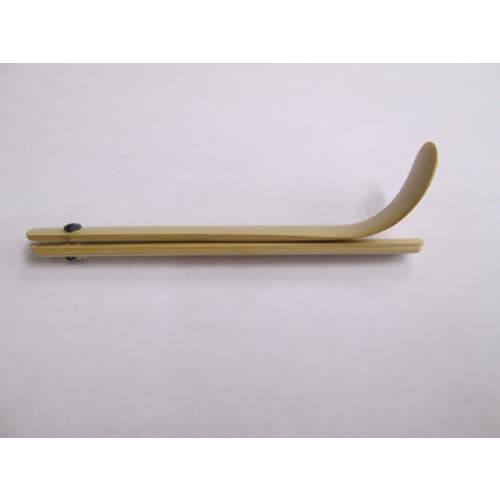 Folding tea scoop Length: 13cm when extended, 7.5cm when folded