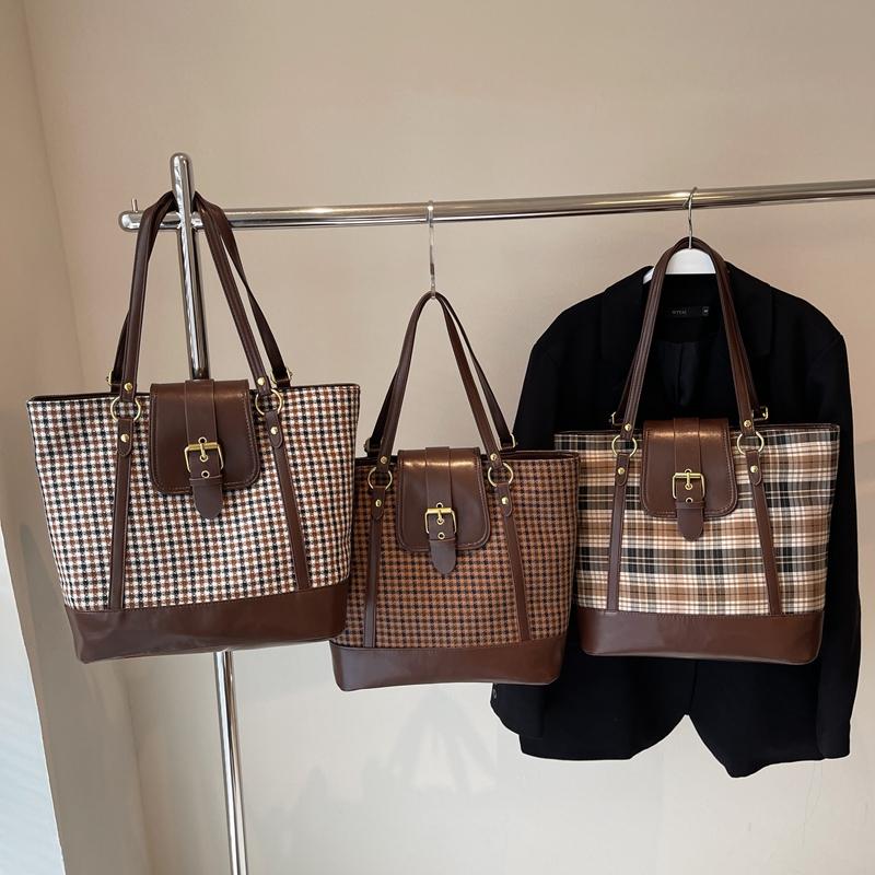 Karierte Umhängetasche mit großer Kapazität für Damen im Vintage-Stil, Einkaufstasche, Rucksack