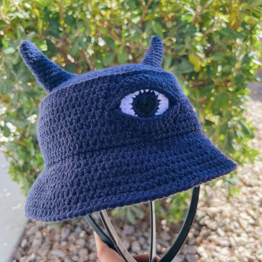 Knitted Cap Winter Warm Unisex Knitting Hat Devil Horns Single Eye Decorative Knit Hat for Adults Teens Gift