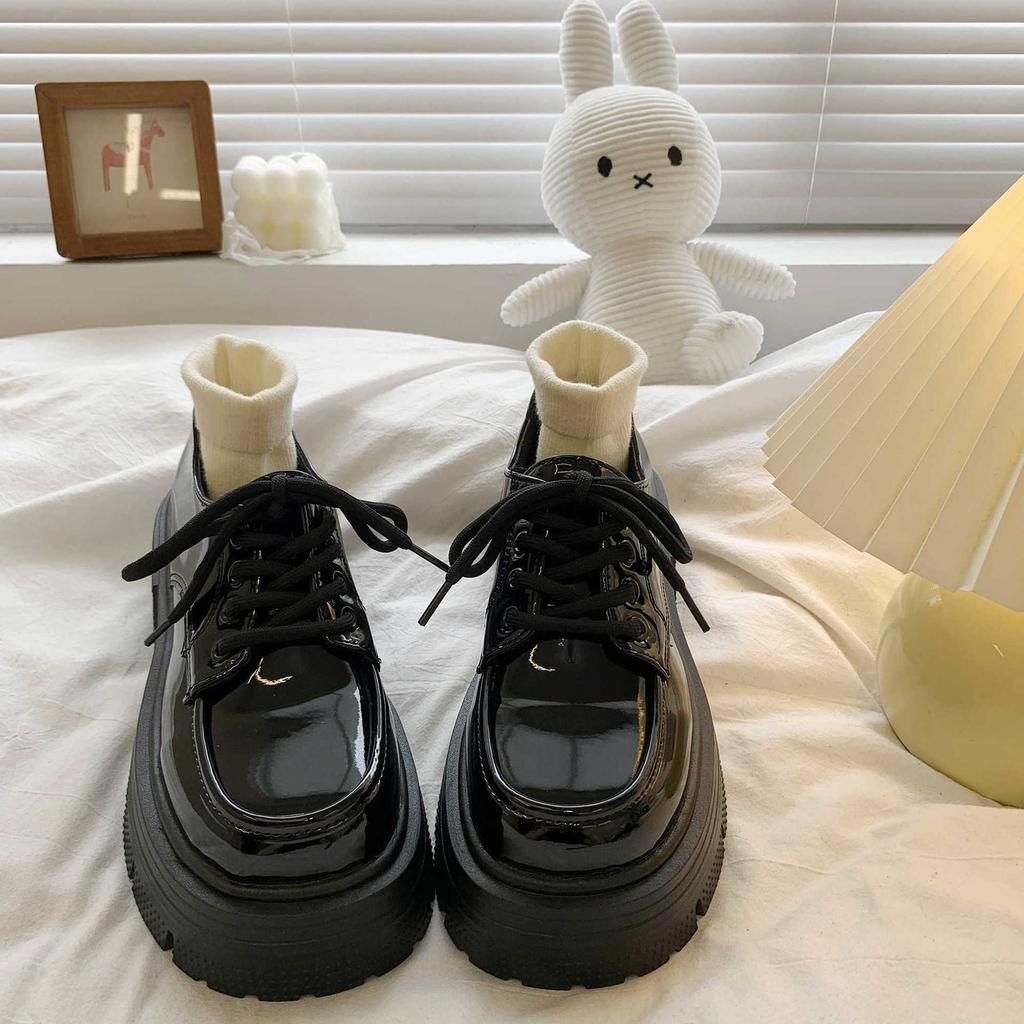 Thick-soled Small Leather Shoes Women's Spring, Autumn and Summer New Thick Heel Retro Lace-up Single Shoes Are Sweet and Cool