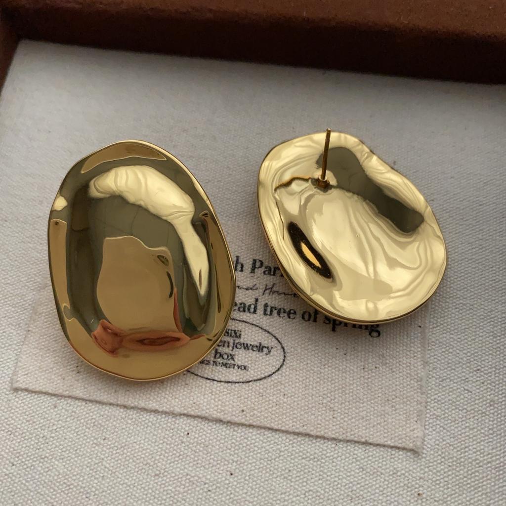 Irregular Oval Earrings Stud Earrings Dynamic Artistic Sense Light Luxury Cold Fashion Three-Dimensional Niche Personality High-End Earrings