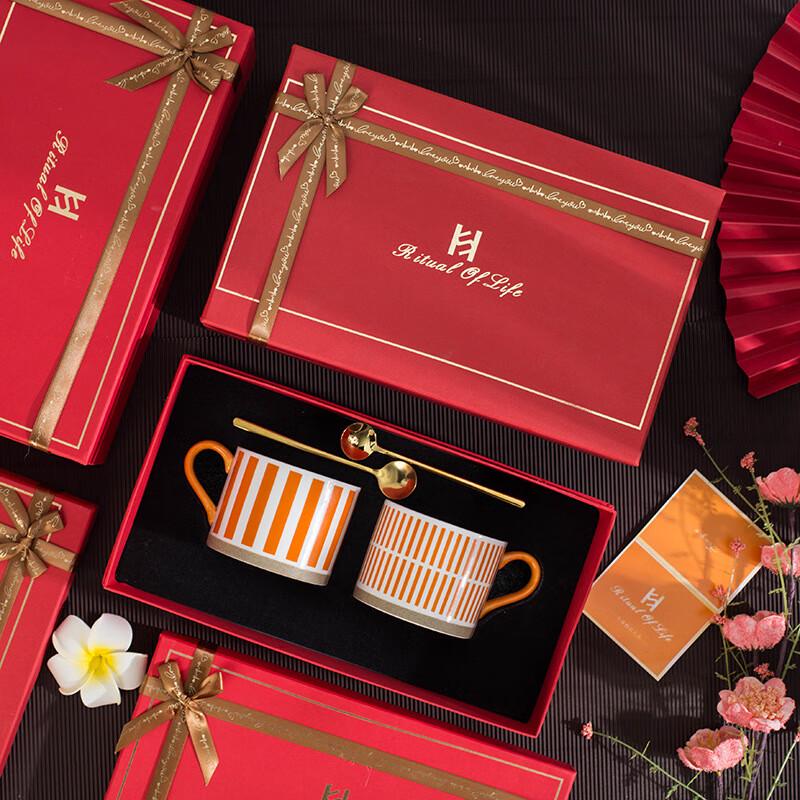 LIU Vintage Ceramic Coffee Mug & Scented Candle Gift Set Gift Set