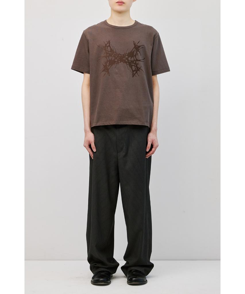 Haechinglum Abstract H Tee Mud Brown