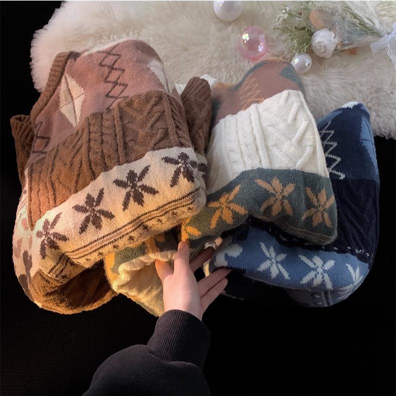 Vintage Patchwork Fried Dough Twists Round Neck Sweater Lovers Outfit Winter Port Style Graffiti Sweater Loose Pullover Lovers Knitwear Men and Women