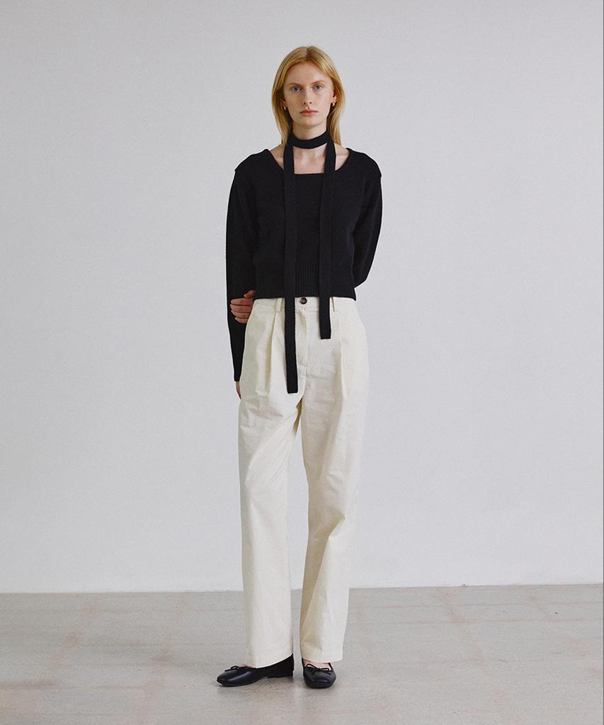 STEP AROUND Washed Tuck Straight Cotton Pants_Cream
