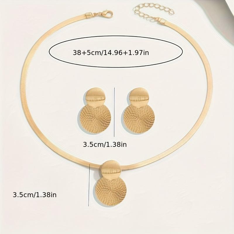 2-Piece Set: New Arrival Elegant Necklace & Stud Earrings Set for Women – A Stylish, High-End Gift and Accessory
