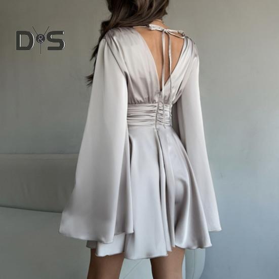 Dam Satinklänning Mini Utsvängd Långärmad Djup V-ringning Kort Klänning A-linje Högmidjad Flödande Klänning för Klubb Cocktailparty