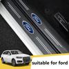 Nová samolepka na auto 2026 2025 Horká lepicí páska z uhlíkových vláken pro prahy dveří auta pro Ford Fiesta c-max kuga ranger raptor ka fusi