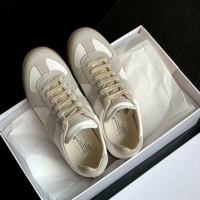Baskets d'entraînement unisexe rétro en cuir véritable - Baskets blanches polyvalentes pour l'extérieur