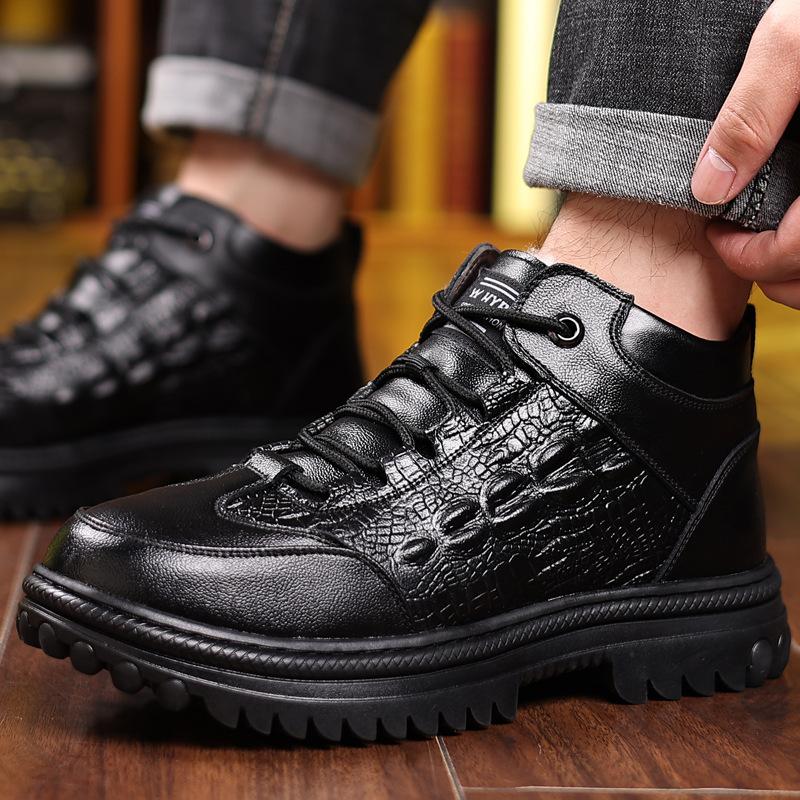 Crocodile pattern men's boots winter 2025 new cotton boots men's leather lace-up velvet thermal casual high-top leather boots