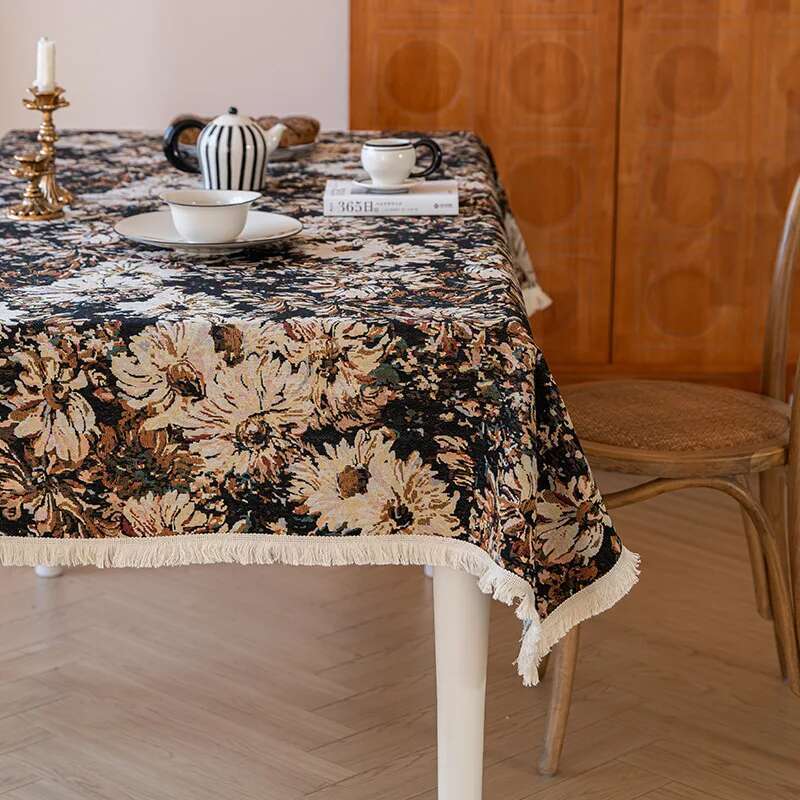 High End Home Floral Countryside Cotton Linen Fabric Tablecloth Rectangular Dining Table Cloth Decorative Cloth