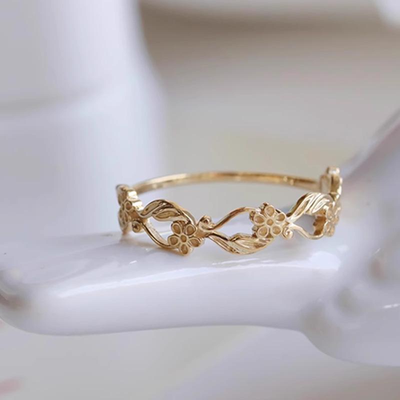 1 Piece of Simple Gold Color Flower Leaf Wrapped Ring for Women's Daily Wear Vacation Banquet Party Jewelry Gift