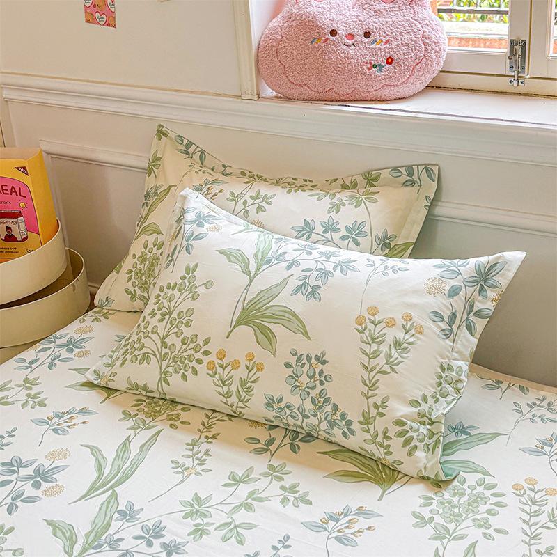 100% Cotton Floral Pillowcases Set of 2 Garden Floral Printed Pillow Cover with Envelope Closure Wrinkle Fade Resistant Hotel Quality Pillow Protector