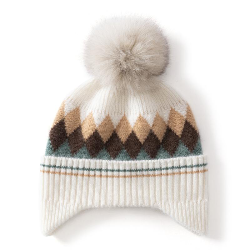 New thickened children's rhombus outdoor warm hairball hat, outdoor windproof and cold-proof ear protection hat, student knitted hat
