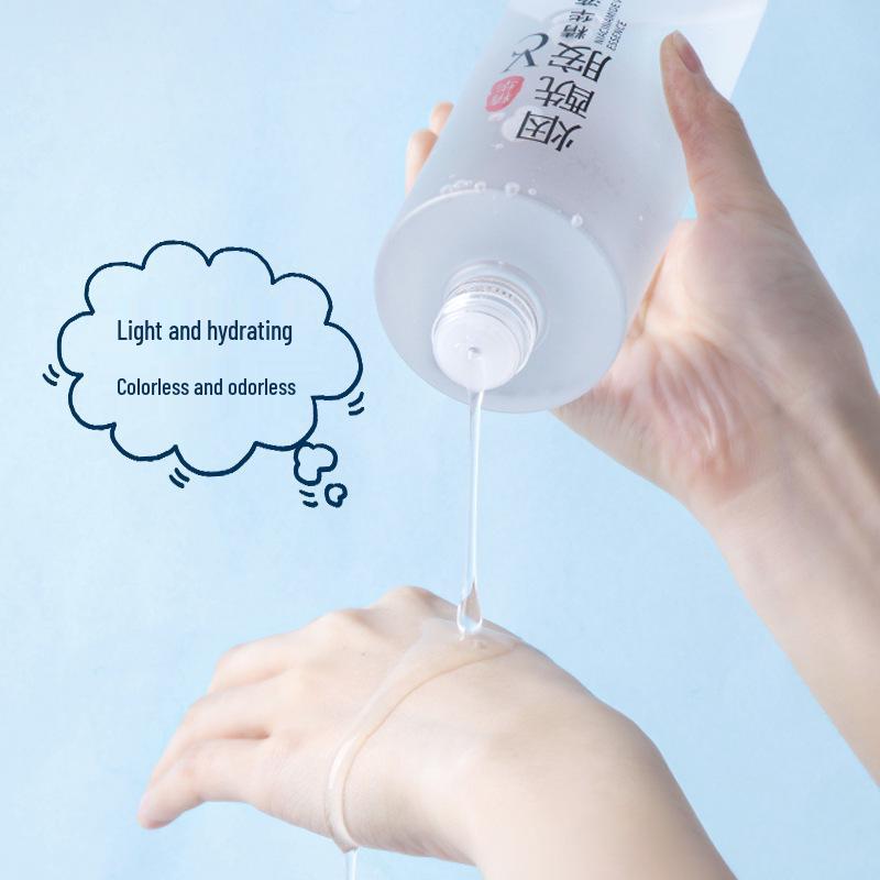 High-Concentration Niacinamide Essence: Brightens, Hydrates, Moisturizes, and Improves Skin Tone.