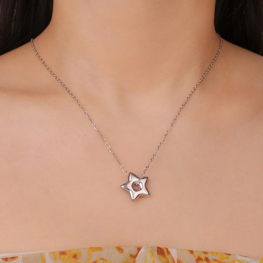 Chunky Star Pendant Necklace Stainless Steel Neck Chains for Women Minimalist Jewelry Year Gift