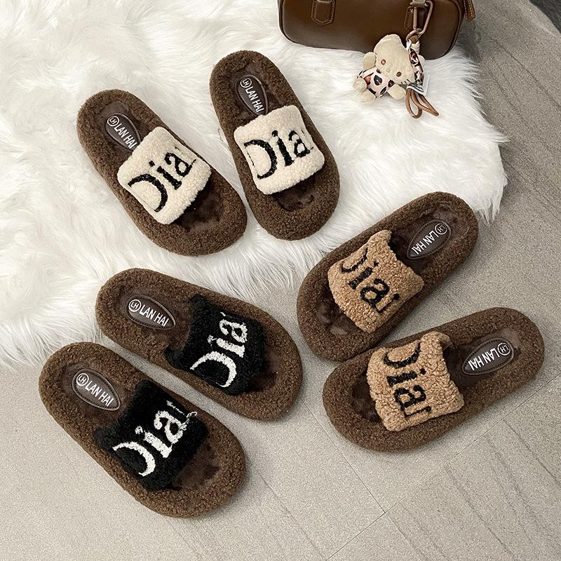 Mao Mao slippers women's outer wear 2025 autumn and winter new Korean version thick bottom heightening versatile non-slip plush cotton slippers