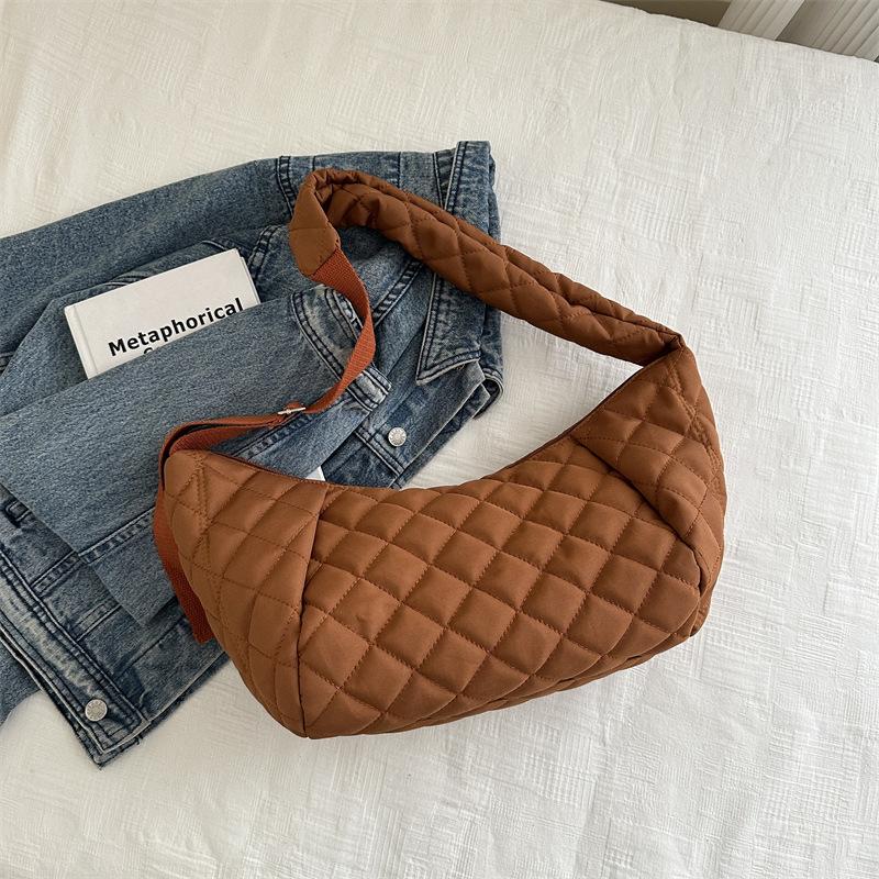 

Вместительная красивая персонализированная сумка-пельмень, ретро сумка-тоут, женская сумка-кроссбоди для通勤, подмышечная модная простая плечевая сумка коричневый