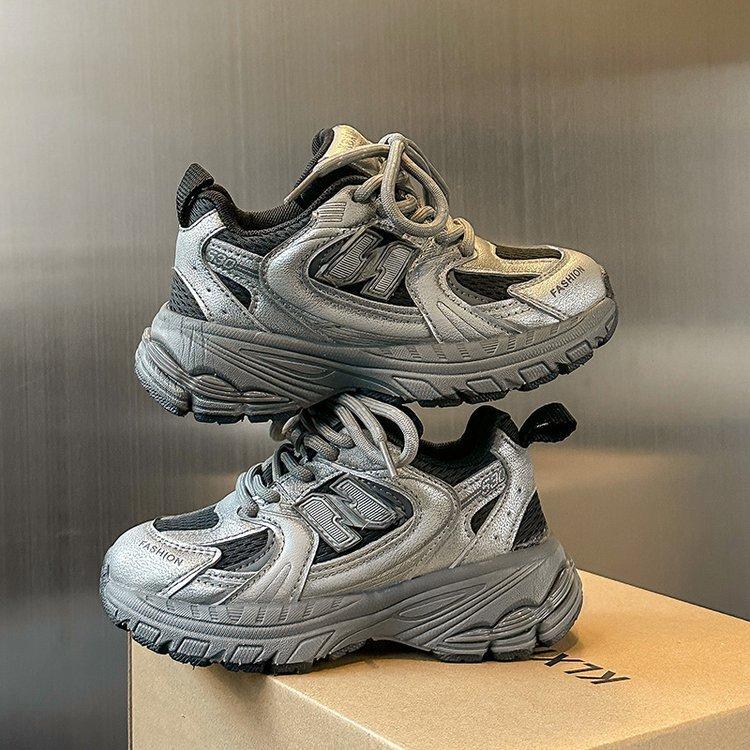 

Кожаная детская обувь весна 2025 новая обувь для девочек и пап спортивная обувь для детей среднего и старшего возраста детская корейская версия кроссовок 32/inner length 20cm чёрный