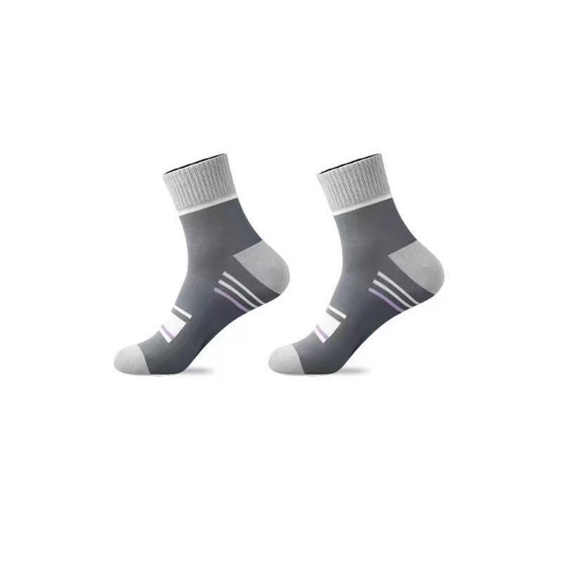 5/10 Pairs Men's Striped Mid-calf Sports Socks Breathable Socks Casual Socks